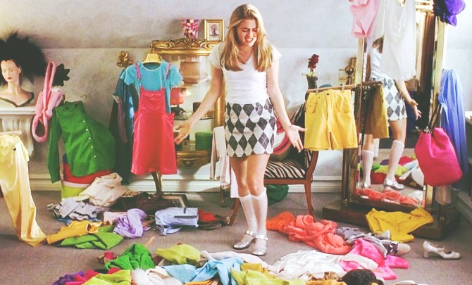 MULHERES COM MUITAS ROUPAS.jpg