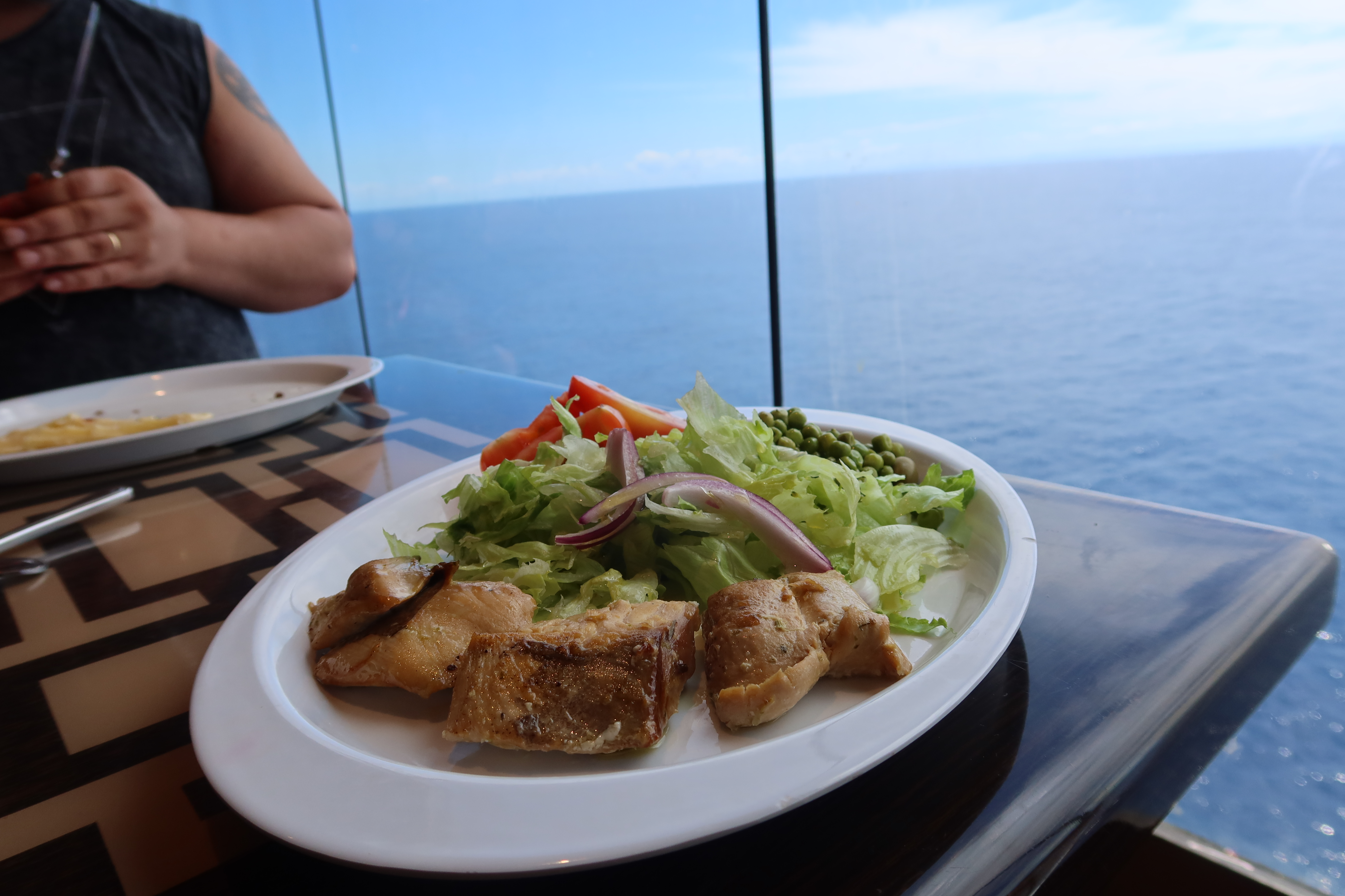 COMIDA EM NAVIOS DE CRUZEIROS